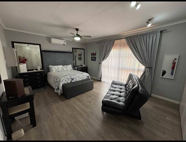 4 BEDROOM HOUSE FOR SALE IN VANDERBIJLPARK SE 3